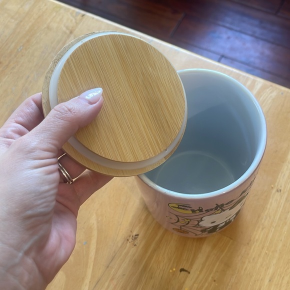 Hello Kitty by Sanrio - Picture 6 of 6